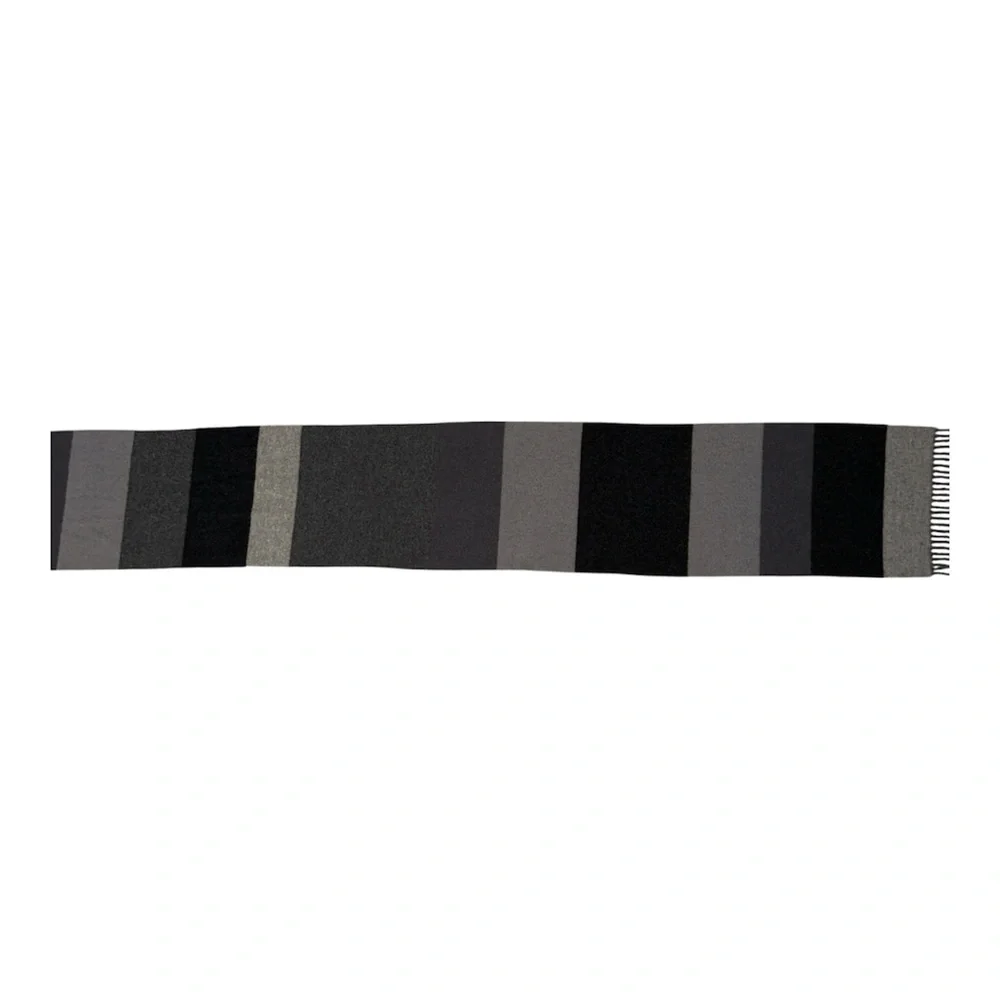 Express Black‎ and Gray Merino wool and cashmere scarf with fringe. Scotland